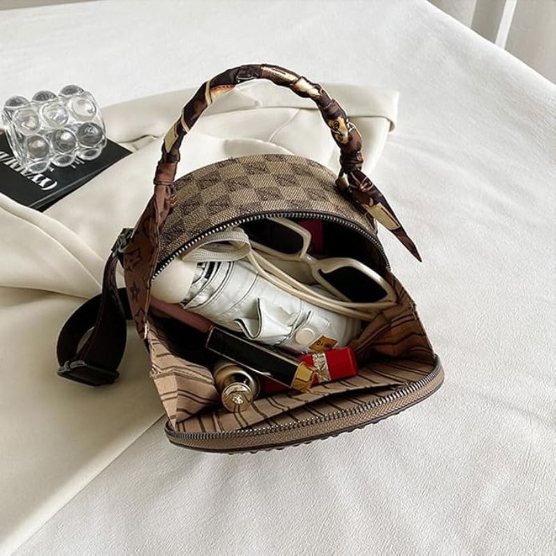 Vintage Round Crossbody Bag with Detachable Strap